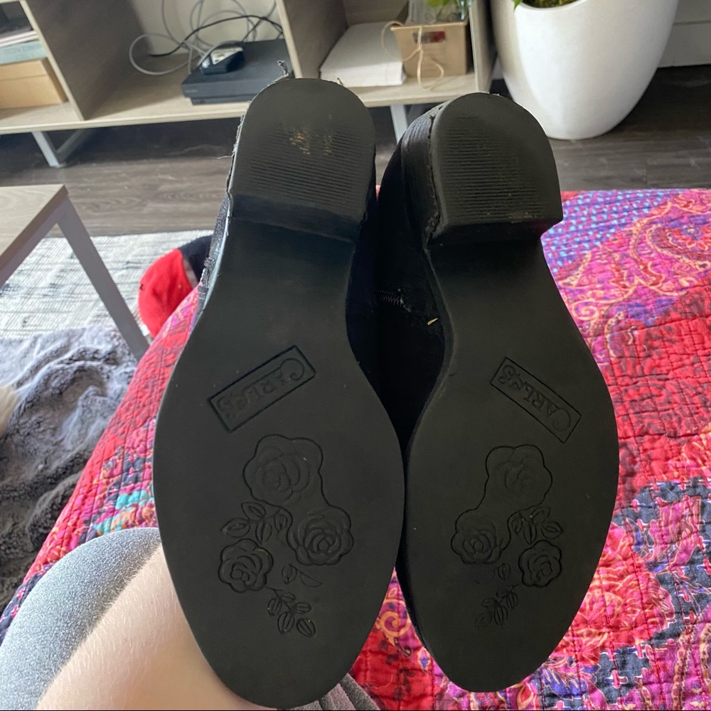 Ankle booties - Picture 3 of 3